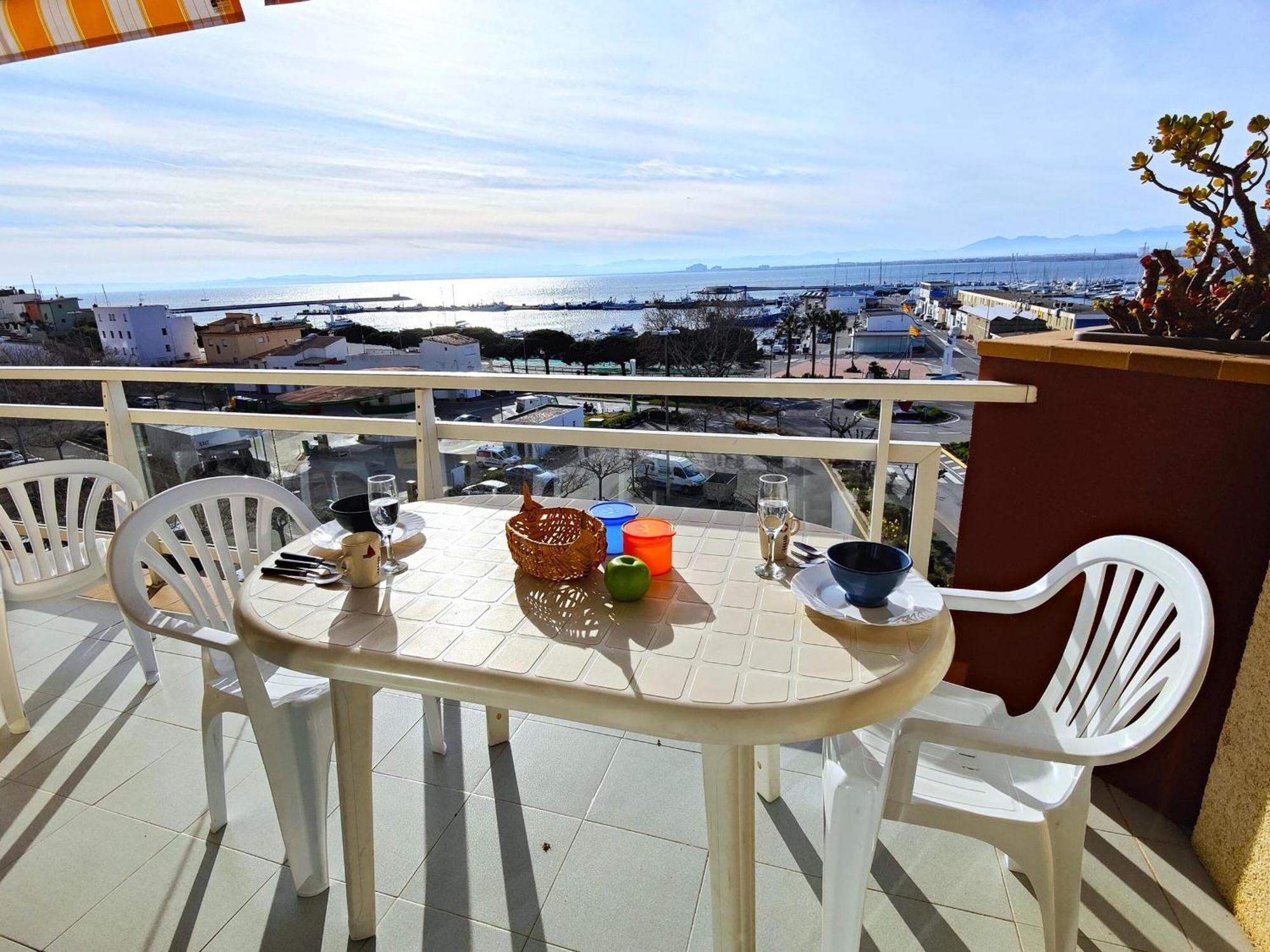 2166 Rocmar 1 4-C, Excelente Situacion Frente Al Puerto Pesquero Y Con Vista A La Bahia. Gran Terraza. Gran Parking Publico Delante. - Es-258-30 Leilighet Roses Eksteriør bilde